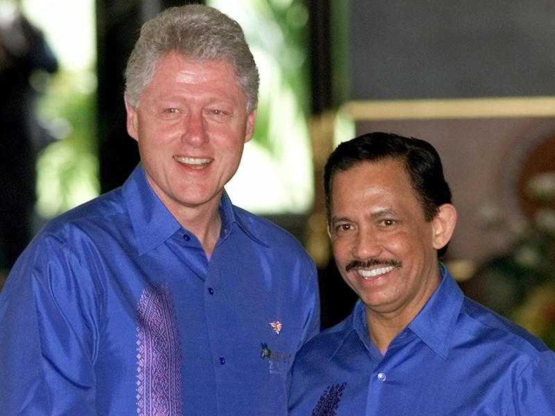 21. The average height in Brunei is 5 feet 2.79 inches (159.49 cm). 25. The average height in Sri Lanka is 5 feet 3.04 inches (160.12 cm)., 24. The average height in Honduras is 5 feet 3.03 inches (160.11 cm)., 23. The average height in Liberia is 5 feet 2.85 inches (159.66 cm)., 22. The average height in Myanmar is 5 feet 2.8 inches (159.52 cm)., 21. The average height in Brunei is 5 feet 2.79 inches (159.49 cm)., 20. The average height in Bhutan is 5 feet 2.77 inches (159.46 cm)., 19. The average height in Mozambique is 5 feet 2.74 inches (159.37 cm)., 18. The average height in Solomon Islands is 5 feet 2.7 inches (159.3 cm)., 17. The average height in Papua New Guinea is 5 feet 2.68 inches (159.21 cm)., 16. The average height in Peru is 5 feet 2.63 inches (159.08 cm)., 15. The average height in Vietnam is 5 feet 2.6 inches (159.01 cm)., 14. The average height in India is 5 feet 2.5 inches (158.76 cm)., 13. The average height in Rwanda is 5 feet 2.49 inches (158.73 cm)., 12. The average height in Malawi is 5 feet 2.32 inches (158.31 cm)., 11. The average height in Indonesia is 5 feet 2.27 inches (158.17 cm)., 10. The average height in Cambodia is 5 feet 2.24 inches (158.11 cm)., 9. The average height in Bangladesh is 5 feet 1.92 inches (157.29 cm)., 8. The average height in the Marshall Islands is 5 feet 1.83 inches (157.05 cm)., 7. The average height in Yemen is 5 feet 1.78 inches (156.92 cm)., 6. The average height in Nepal is 5 feet 1.64 inches (156.58 cm)., 5. The average height in the Philippines is 5 feet 1.57 inches (156.41 cm)., 4. The average height in Guatemala is 5 feet 1.57 inches (156.39 cm)., 3. The average height in Madagascar is 5 feet 1.56 inches (156.36 cm)., 2. The average height in Laos is 5 feet 1.37 inches (155.89 cm)., 1. The average height in Timor-Leste is 5 feet 1.28 inches (155.47 cm).