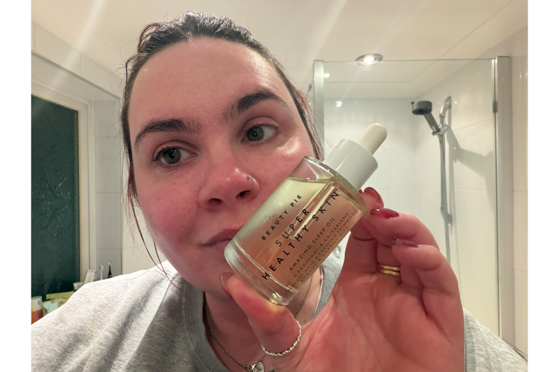 The best face oils for 2026 are:, How I tested, Skin Rocks the support oil, Q+A super food facial oil, Liz Earle superskin concentrate, Summer Fridays heavenly sixteen all-in-one face oil, Nip+Fab vitamin C fix antioxidant morning oil 20%, Beauty Pie super healthy skin amazing sleep oil, La Mer the renewal oil, Elemis superfood facial oil, The Ordinary 100% organic cold-pressed rose hip seed oil, No7 youthful replenishing facial oil, SkinTruth nocturnal nourishment oil, Your questions about face oils answered , What are the best face oils?, How the best face oils were tested, Why you can trust IndyBest reviews