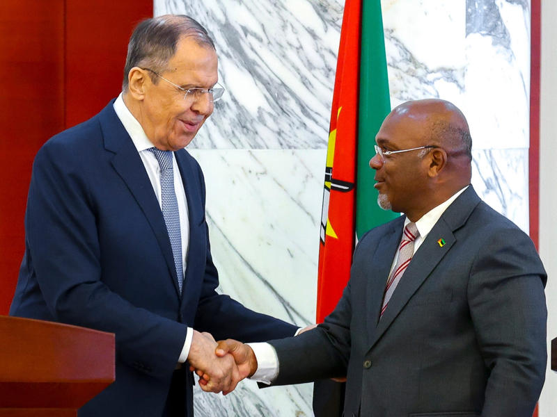 19. The average height in Mozambique is 5 feet 2.74 inches (159.37 cm). 25. The average height in Sri Lanka is 5 feet 3.04 inches (160.12 cm)., 24. The average height in Honduras is 5 feet 3.03 inches (160.11 cm)., 23. The average height in Liberia is 5 feet 2.85 inches (159.66 cm)., 22. The average height in Myanmar is 5 feet 2.8 inches (159.52 cm)., 21. The average height in Brunei is 5 feet 2.79 inches (159.49 cm)., 20. The average height in Bhutan is 5 feet 2.77 inches (159.46 cm)., 19. The average height in Mozambique is 5 feet 2.74 inches (159.37 cm)., 18. The average height in Solomon Islands is 5 feet 2.7 inches (159.3 cm)., 17. The average height in Papua New Guinea is 5 feet 2.68 inches (159.21 cm)., 16. The average height in Peru is 5 feet 2.63 inches (159.08 cm)., 15. The average height in Vietnam is 5 feet 2.6 inches (159.01 cm)., 14. The average height in India is 5 feet 2.5 inches (158.76 cm)., 13. The average height in Rwanda is 5 feet 2.49 inches (158.73 cm)., 12. The average height in Malawi is 5 feet 2.32 inches (158.31 cm)., 11. The average height in Indonesia is 5 feet 2.27 inches (158.17 cm)., 10. The average height in Cambodia is 5 feet 2.24 inches (158.11 cm)., 9. The average height in Bangladesh is 5 feet 1.92 inches (157.29 cm)., 8. The average height in the Marshall Islands is 5 feet 1.83 inches (157.05 cm)., 7. The average height in Yemen is 5 feet 1.78 inches (156.92 cm)., 6. The average height in Nepal is 5 feet 1.64 inches (156.58 cm)., 5. The average height in the Philippines is 5 feet 1.57 inches (156.41 cm)., 4. The average height in Guatemala is 5 feet 1.57 inches (156.39 cm)., 3. The average height in Madagascar is 5 feet 1.56 inches (156.36 cm)., 2. The average height in Laos is 5 feet 1.37 inches (155.89 cm)., 1. The average height in Timor-Leste is 5 feet 1.28 inches (155.47 cm).