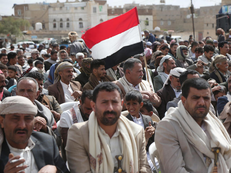 7. The average height in Yemen is 5 feet 1.78 inches (156.92 cm). 25. The average height in Sri Lanka is 5 feet 3.04 inches (160.12 cm)., 24. The average height in Honduras is 5 feet 3.03 inches (160.11 cm)., 23. The average height in Liberia is 5 feet 2.85 inches (159.66 cm)., 22. The average height in Myanmar is 5 feet 2.8 inches (159.52 cm)., 21. The average height in Brunei is 5 feet 2.79 inches (159.49 cm)., 20. The average height in Bhutan is 5 feet 2.77 inches (159.46 cm)., 19. The average height in Mozambique is 5 feet 2.74 inches (159.37 cm)., 18. The average height in Solomon Islands is 5 feet 2.7 inches (159.3 cm)., 17. The average height in Papua New Guinea is 5 feet 2.68 inches (159.21 cm)., 16. The average height in Peru is 5 feet 2.63 inches (159.08 cm)., 15. The average height in Vietnam is 5 feet 2.6 inches (159.01 cm)., 14. The average height in India is 5 feet 2.5 inches (158.76 cm)., 13. The average height in Rwanda is 5 feet 2.49 inches (158.73 cm)., 12. The average height in Malawi is 5 feet 2.32 inches (158.31 cm)., 11. The average height in Indonesia is 5 feet 2.27 inches (158.17 cm)., 10. The average height in Cambodia is 5 feet 2.24 inches (158.11 cm)., 9. The average height in Bangladesh is 5 feet 1.92 inches (157.29 cm)., 8. The average height in the Marshall Islands is 5 feet 1.83 inches (157.05 cm)., 7. The average height in Yemen is 5 feet 1.78 inches (156.92 cm)., 6. The average height in Nepal is 5 feet 1.64 inches (156.58 cm)., 5. The average height in the Philippines is 5 feet 1.57 inches (156.41 cm)., 4. The average height in Guatemala is 5 feet 1.57 inches (156.39 cm)., 3. The average height in Madagascar is 5 feet 1.56 inches (156.36 cm)., 2. The average height in Laos is 5 feet 1.37 inches (155.89 cm)., 1. The average height in Timor-Leste is 5 feet 1.28 inches (155.47 cm).