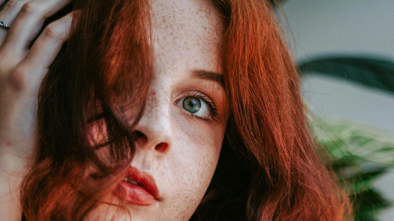3. Red Hair + Green Eyes 1. Blond Hair + Blue Eyes, 2. Dark Brown Hair + Green Eyes, 3. Black Hair + Light Gray Eyes, 4. Auburn Hair + Hazel Eyes, 5. Chestnut Brown Hair + Amber Eyes, 6. Red Hair + Brown Eyes, 7. Platinum Blond Hair + Dark Brown Eyes, 8. Black Hair + Dark Brown Eyes, 9. Medium Brown Hair + Blue Eyes, 10. Strawberry Blond Hair + Green Eyes, 1. Red Hair + Blue Eyes, 2. Naturally Blond Hair + Dark Brown Eyes, 3. Red Hair + Green Eyes, 4. Black Hair + Blue Eyes, 5. Blond Hair + Violet Eyes, 6. Natural White or Silver Hair + Light Eyes, 7. Auburn Hair + Gray Eyes, 8. Strawberry Blond Hair + Dark Brown Eyes, 9. Black Hair + Amber Eyes, 10. Natural Platinum Blond Hair + Green Eyes