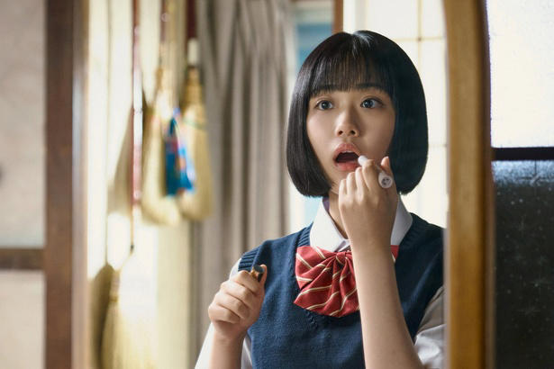 宗教の掟に縛られる高校生が、恋をした相手に復讐を誓う物語, “処女の血”を捧げる宿命…“火神の子”として育てられた女子高校生・るな, るな、許されざる初恋…人気者・ケンショーとの出会い, 恋に落ちて変わるるな…しかし初恋は儚く散る, 火神の怒りを買ったるな…弄んだケンショーへの復讐を誓う, 「世界観が凄すぎる」原菜乃華の怪演と独特な設定にSNS戦慄
