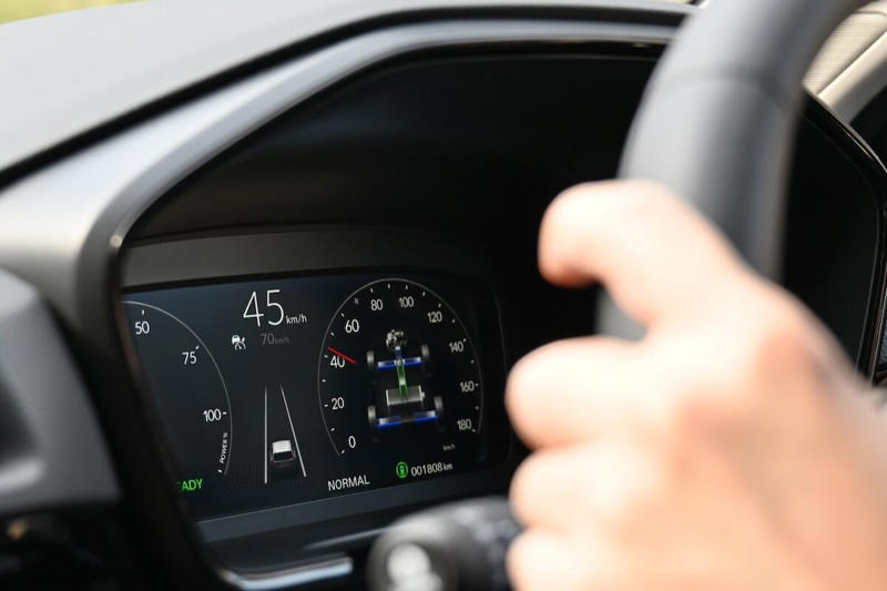 「SUV」であることを言い訳にしない, ホンダの国内SUVで最大のボディ、やっぱりデカい?, ロックアップLow付き4WDの走りは?, 【フォトギャラリー】ホンダ「CR-V」