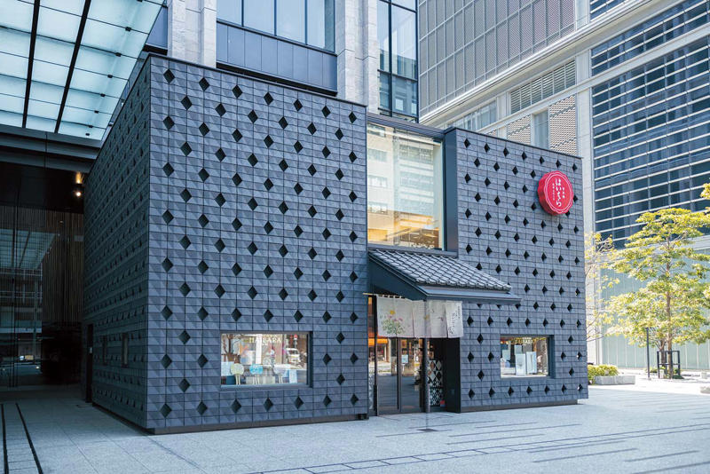 200年歴史を紡ぐ紙の老舗『榛原』, 『榛原』店舗詳細, 細やかな文様の連なりに酔いしれる『江戸切子の店 華硝 日本橋店』, 『江戸切子の店 華硝 日本橋店』店舗詳細, 素材のおいしさを引き出す出汁の重要性『日本橋 八木長本店』, 『日本橋 八木長本店』店舗詳細, 地域産業×アイデア＝手にしたくなる道具『Cohana日本橋本店』, 『Cohana日本橋本店』店舗詳細, 楊枝の歴史と技を侮ることなかれ『日本橋さるや』, 『日本橋さるや』店舗詳細, 刃物のほか、生活を豊かにする道具の数々『日本橋木屋本店』, 『日本橋木屋本店』店舗詳細