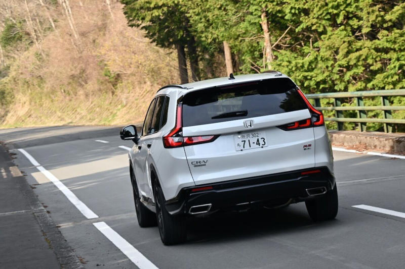 「SUV」であることを言い訳にしない, ホンダの国内SUVで最大のボディ、やっぱりデカい?, ロックアップLow付き4WDの走りは?, 【フォトギャラリー】ホンダ「CR-V」