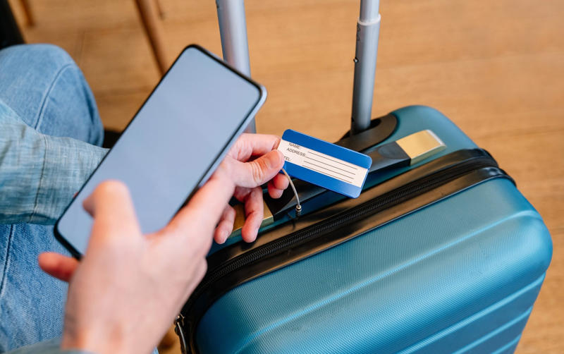 1. Starlink satellite Wi-Fi, 2. L-shaped lockers, 3. Facial recognition for boarding, 4. In-seat ordering, 5. Flat beds… in economy, 6. Live television, 7. Temperature controls, 8. Digital bag tracking, 9. Luxury suites… on smaller planes, 10. Supersonic planes