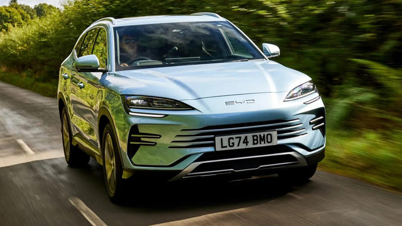 アウディ A6 e-hybrid：64マイル（103km）, ルノー ラファール E-Tech PHEV 300：65マイル（105km）, アウディ A5 e-hybrid：67マイル（108km）, メルセデス・ベンツ GLE 400e：68マイル（109km）, メルセデス・ベンツ CLE クーペ 300e：69マイル（111km）, メルセデス・ベンツ C300e：69マイル（111km）, メルセデス・ベンツ E300e：70マイル（113km）, クプラ テラマール：73マイル（117km）, アウディ Q3 e-hybrid：73マイル（117km）, フォルクスワーゲン タイロン eHybrid：75マイル（121km）, シュコダ コディアック 1.5 TSI iV：75マイル（121km）, レンジローバー P440e / P510e：75マイル（121km）, レンジローバー スポーツ P440e / P510e：76マイル（122km）, フォルクスワーゲン ティグアン eHybrid：77マイル（124km）, クプラ フォーメンター：78マイル（126km）, メルセデス・ベンツ GLC 300e：78マイル（126km）, BYD シール U DM-i：78マイル（126km）, フォルクスワーゲン パサート eHybrid：82マイル（132km）, セアト レオン e-Hybrid：82マイル（132km）, シュコダ スペルブ エステート iV PHEV：84マイル（135km）, アウディ A3 スポーツバック TFSI e：88マイル（142km）, フォルクスワーゲン ゴルフ eHybrid：89マイル（143km）, Tiggo 9（ティゴ 9）：91マイル（146km）, Omoda 9（オモダ 9）：93マイル（150km）