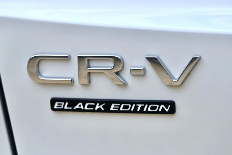 CR-V日本復活の理由, CR-Vの販売状況は?, サイズとデザインについて, CR-V導入の狙いは?, CR-Vの技術面を聞く