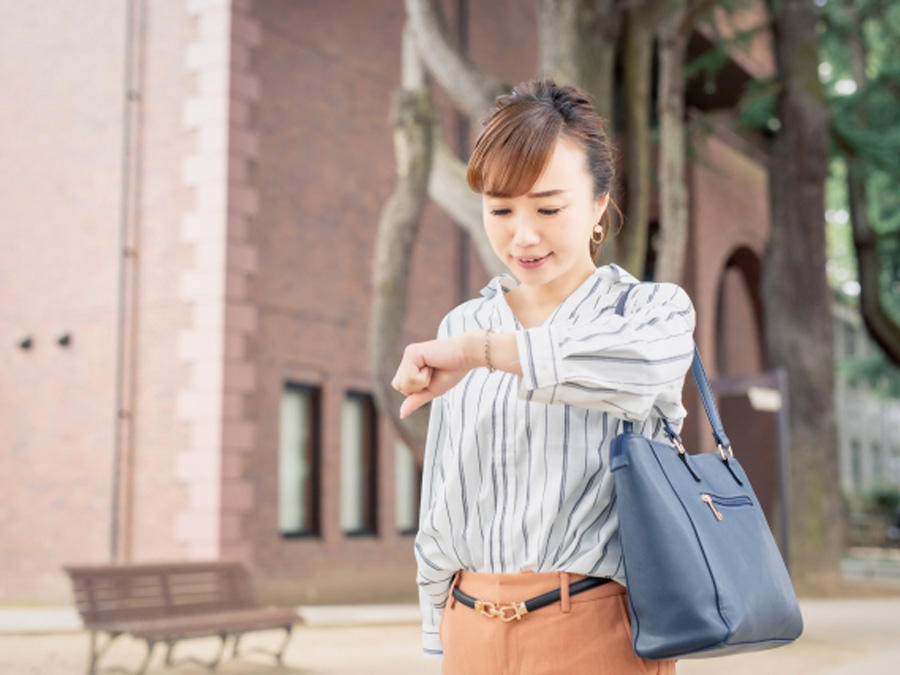 スマートウォッチ・腕時計・何もつけない派はどれくらい？, 【何もつけない派】「スマホで十分」「ラクさ重視」, 【腕時計派】「見やすさ・ファッション性が魅力」, 【スマートウォッチ派】「便利すぎて手放せない」, 結局どれがいい？ライフスタイル別おすすめ, よくある疑問Q&amp;A, スマートウォッチ、腕時計、それとも何もつけない あなたはどの派ですか？, 気になるすべてのコメントは下記をチェックして