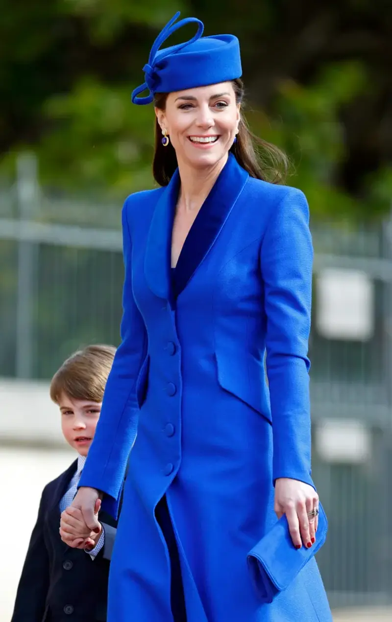 Wearing red, Bright colours, Hats on, fascinators off, Modest hemlines and necklines, Keeping the coat on
