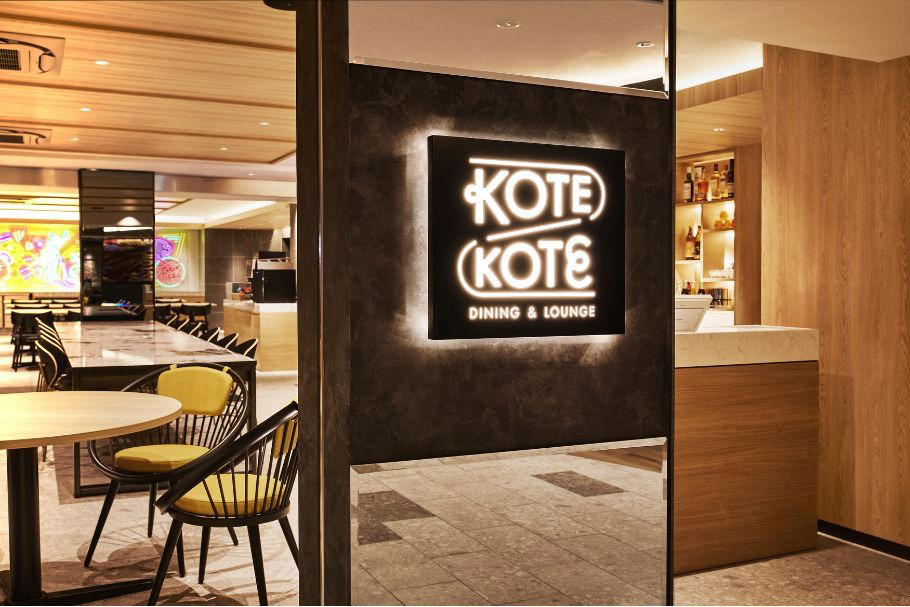 地域に根差し、大阪を再発見する「錨（アンカー）」, ネオンが映える「KOTE KOTE」で、アフロヘアのパフェに出会う, 大阪文化をリスペクト。リーガが本気で作る「純喫茶メニュー」, 大阪観光の新しい拠点。ディープな街で「PLAYFUL」な体験を！