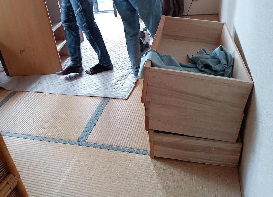 1：使わなくなった家具, 2：重く感じるようになった寝具, 3：暮らしに合わなくなった食器, 4：着なくなった服や靴