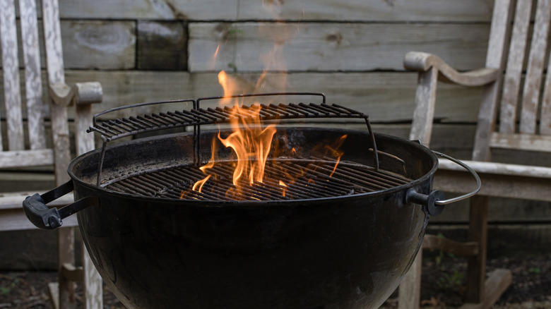 Pots and planters, Accent lighting, Ceiling fans, Statues and other outdoor decorations, Outdoor rugs, Hammocks, Outdoor chairs and benches, Tableware, Furniture for entertaining, Wind chimes, Fire pits and patio heaters