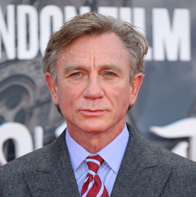 Why does this hairstyle work on Craig?, What causes greys – and how does that affect your hair?, How should a man care for his grey hair?, How can a man enhance his grey hair?, What about your grey facial hair?, Going grey in a refined way
