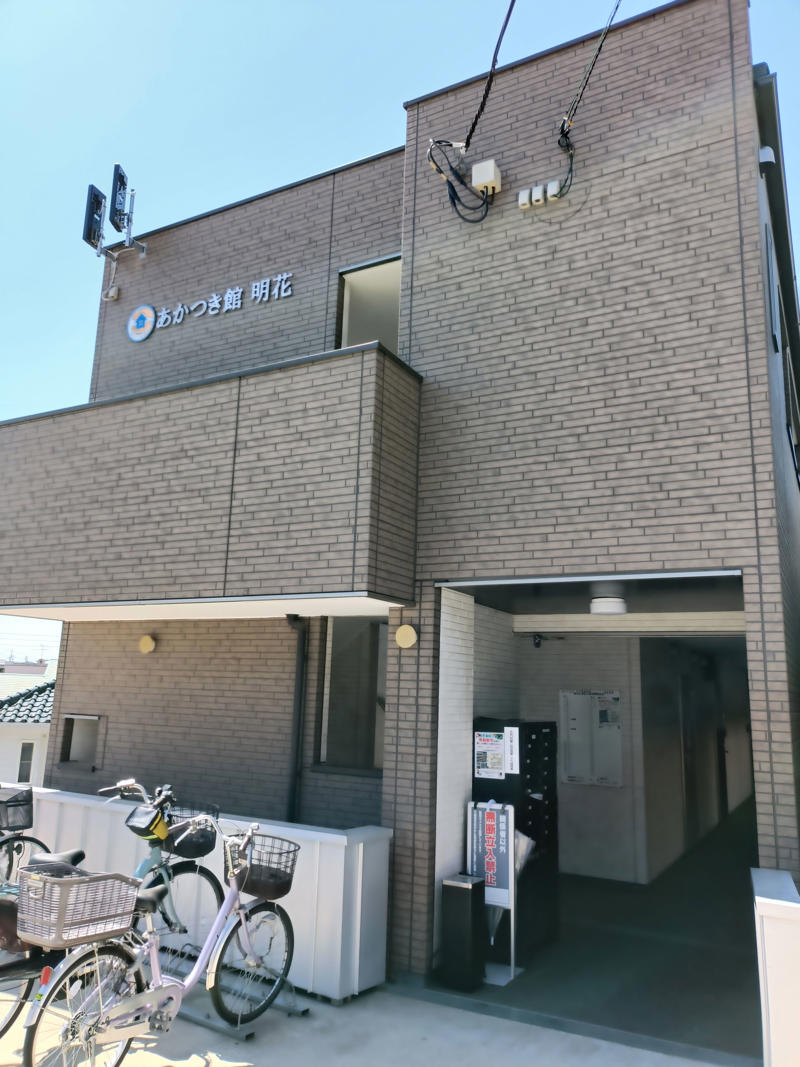 ■会話かみ合わなくても「笑顔」, ■母は「自由に暮らしたかった」と後悔, ■私財を投じて高齢者向けアパート運営, ■家事負担を減らして暮らし楽しむ, ■さみしさを抱えていた, ■楽しく暮らせて「一人ぼっちじゃない」, ■チャレンジ続けていきたい