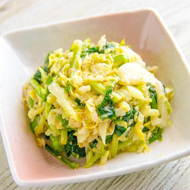 ほうれん草とちくわのナムル, 【ほうれん草とちくわがあったらこれを作るべし】「作り置きで作ったけど全部食べた」味見でなくなるレベルの簡単副菜レシピ, ほうれん草とカニ風味かまぼこのナムル, 【ほうれん草1束、あっという間に完成】ゆでるのやめたら断然うまい！カニ風味かまぼこで「ごちそうナムル」に格上げレシピ, ほうれん草とキャベツのごまみそ和え, 【ほうれん草とキャベツと】レンジ4分！ごまみそで和えるだけで、野菜が驚くほど消える…, ほうれん草と長芋のだし和え, 【ほうれん草と長芋があったらこれ】レンジ1分30秒で下ごしらえ！白だしがなじむシャキシャキ和え, ほうれん草とにんじんのごまみそ和え, 【ほうれん草はゆでずに時短】「作り置きに便利」「お弁当にもぴったり」ほうれん草とちくわで作る常備菜レシピ
