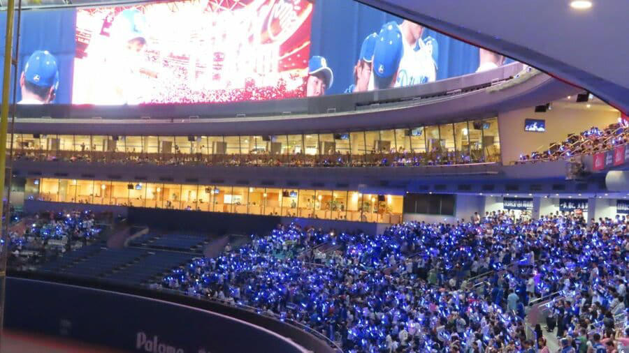 阪神、年度初めに全試合完売の「超優良企業」, DeNA、ファンクラブ拡充で観客急増, 中日、貧打のチームでもドーム満員続き, 広島、コロナ明けから動員伸び悩み, ヤクルト、ダイナミックプライシングで物議