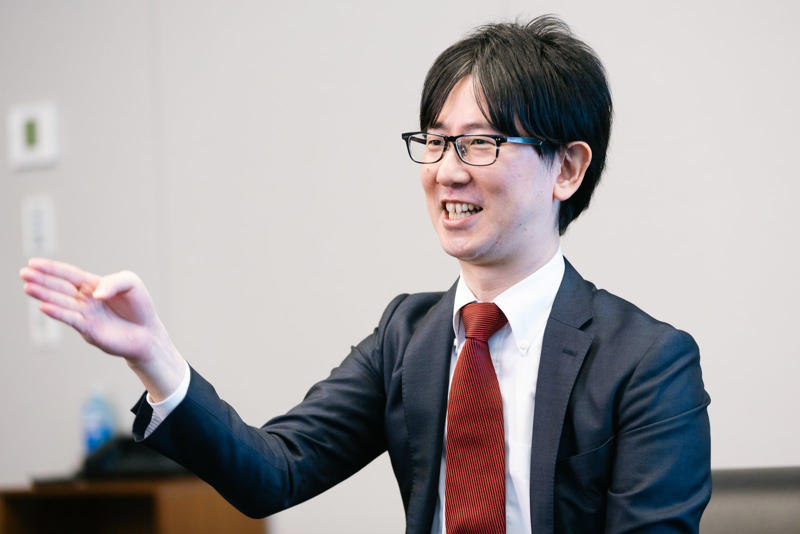 ■父の会社が倒産, ■「行けそうなら」の東大進学, ■社会のことを知らなければ, ■日銀は「かっこよく見えた」, ■深夜2時に寝て、朝5時に起き……, ■「バンク・オブ・ジャパン」にリスペクト
