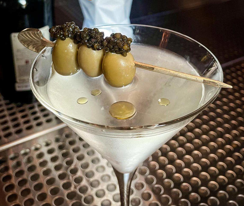 How to pronounce Bulle, The menu, The Chef, Can Fresno support such a high-end restaurant?