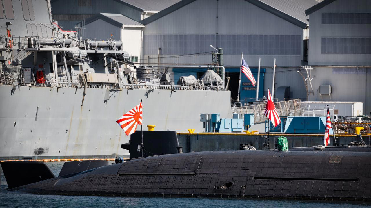 中国の「口撃」が止まらない, 「新軍国主義の4つの兆候」, 中国が警戒する日本の動向, タモリ発の「新戦前」に反応, 「新戦前に警戒せよ」と主張, 「日本がレッドラインに挑戦」, 軍事力で日本を圧倒する中国