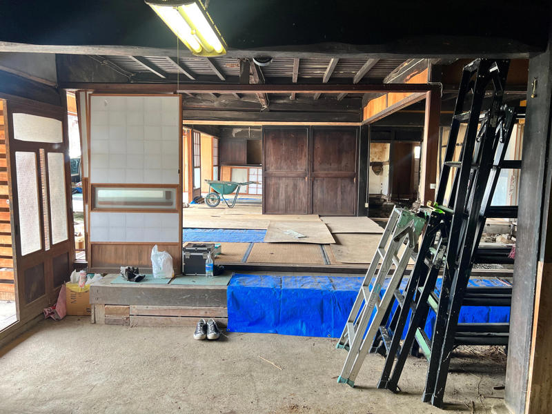 A shift back to Japan, Discovering rural life, It wasn't as simple as we thought, Building relationships with the local community was challenging, During those three years, there was also a lot of waiting, I still use what I learned as a cabin crew member