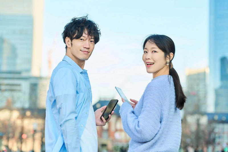 【6月支給分から】自分の「年金手取り額」がわかる年金振込通知書とは？, 公的年金の仕組み, 1階部分：国民年金（基礎年金）, 2階部分：《厚生年金》, 2026年度の年金改定, 年金一覧表「厚生年金」60歳～90歳以上は1歳刻みで平均いくらもらっている？, 【60歳代（60〜69歳）】厚生年金の年金月額一覧表, 【70歳代（70〜79歳）】厚生年金の年金月額一覧表, 【80歳代（80〜89歳）】厚生年金の年金月額一覧表, 【90歳以上】厚生年金の年金月額一覧表, 年金一覧表「国民年金」60歳～90歳以上は1歳刻みで平均いくらもらっている？, 【60歳代（60〜69歳）】国民年金の年金月額一覧表, 【70歳代（70〜79歳）】国民年金の年金月額一覧表, 【80歳代（80〜89歳）】国民年金の年金月額一覧表, 【90歳以上】国民年金の年金月額一覧表, 厚生年金・国民年金をふつうはみんな平均いくらもらっている？, 「厚生年金」男女別平均年金月額・受給額分布, 「国民年金」男女別平均年金月額・受給額分布