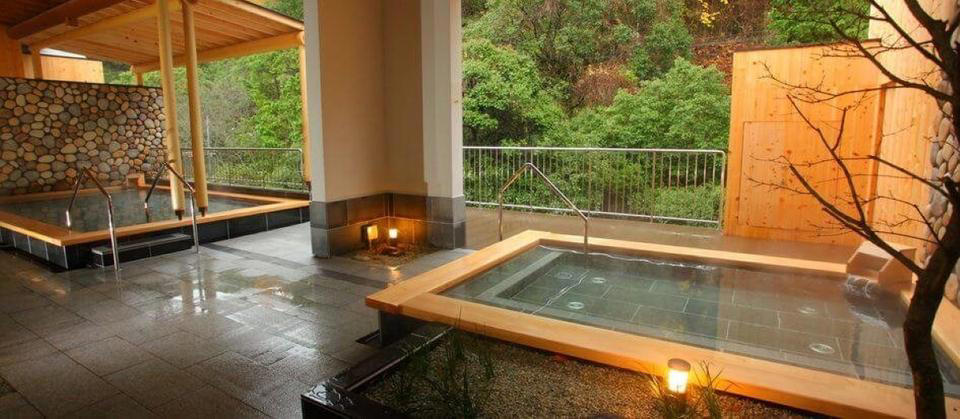 3位　スパメッツァおおたか 竜泉寺の湯（千葉県流山市）, 2位　JFA夢フィールド 幕張温泉 湯楽の里（千葉県千葉市）, 1位　竜泉寺の湯 草加谷塚店（埼玉県草加市）, 3位　松葉温泉 滝の湯（大阪府貝塚市）, 2位　天然露天温泉スパスミノエ （大阪府大阪市）, 1位　八尾温泉 喜多の湯 （大阪府八尾市）