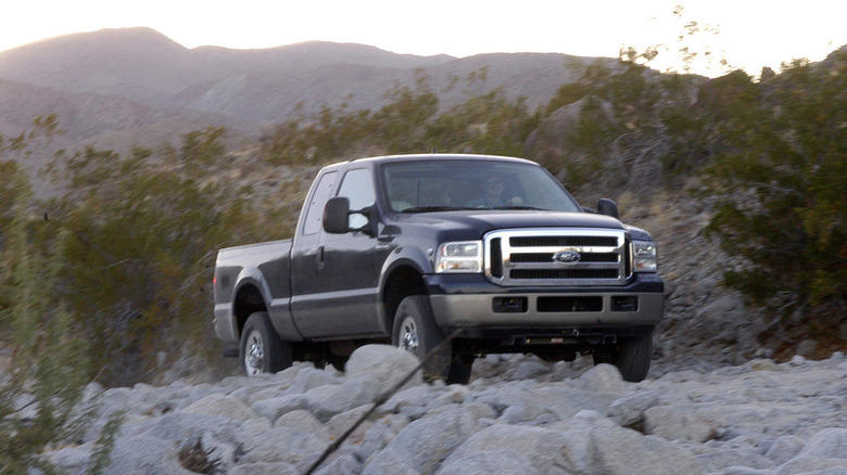1.0L, 1.5L, 1.6L wet belt EcoBoost, 5.4L 3V Triton V8, 3.5L EcoBoost V6, 6.0L Power Stroke diesel, 6.4L Power Stroke