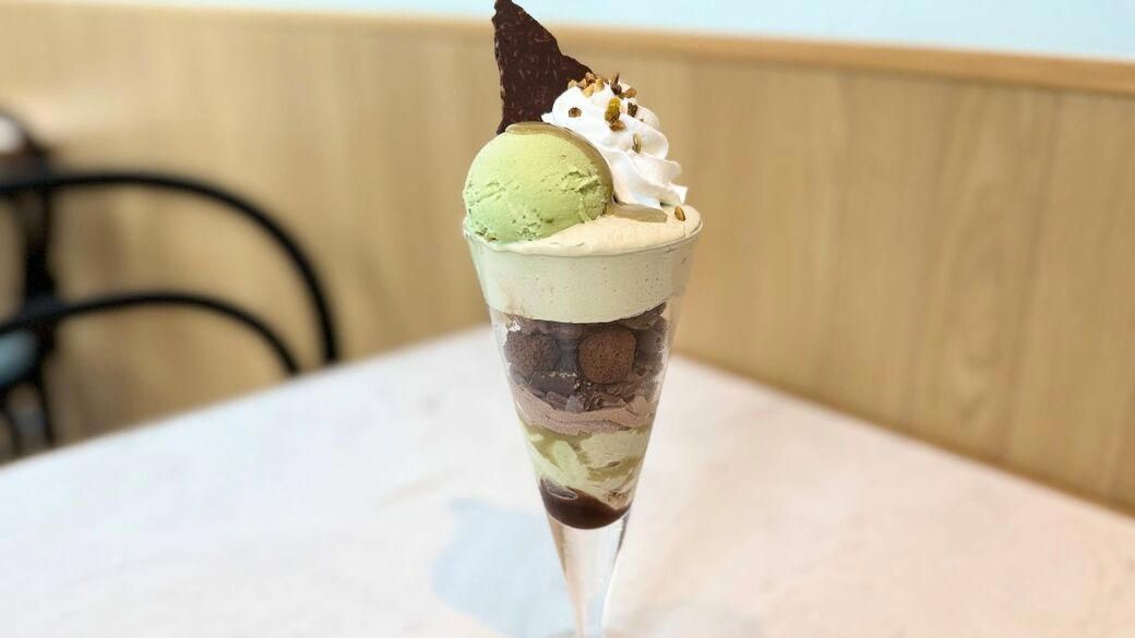 ドリンクとアイスで広がった裾野, 新大久保で沸騰する「ドバイもちクッキー」現象, 新大久保からブームがじわり拡大, SNSと動画が後押しする拡散力