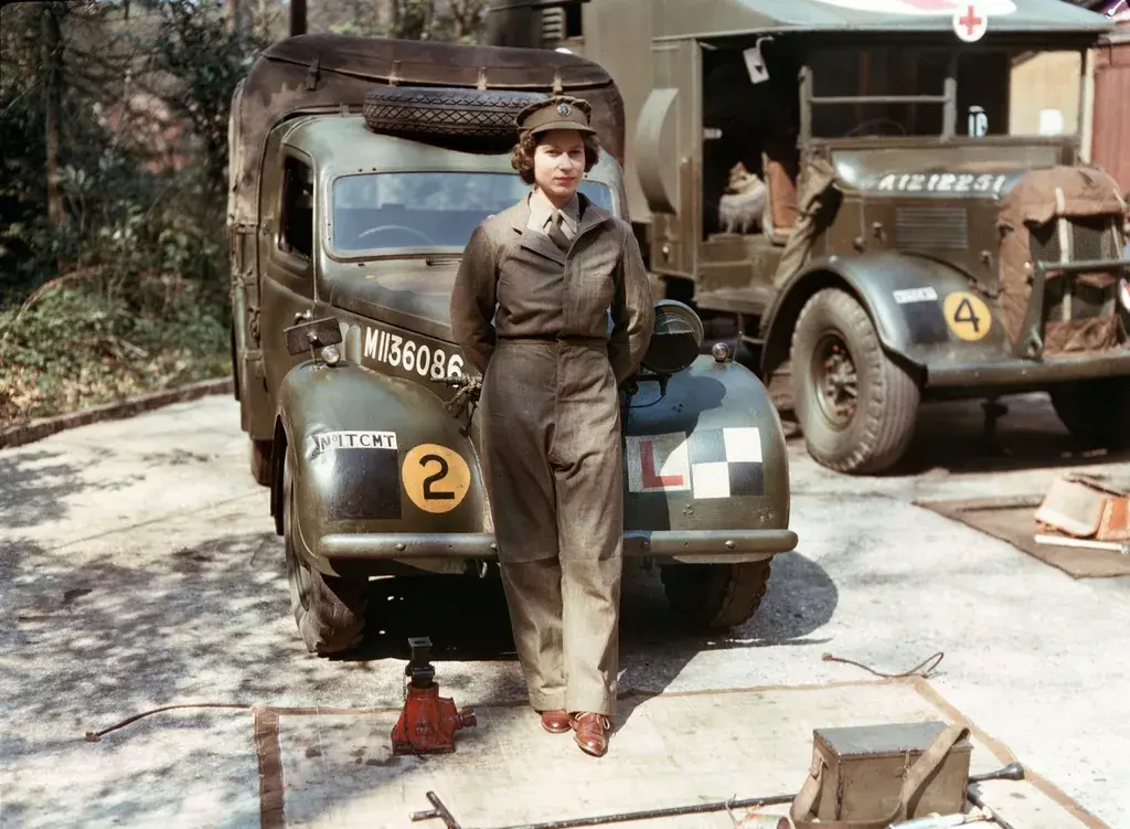 How did Queen Elizabeth use fashion during her reign?, Queen Elizabeth II didn’t ‘break the rules’ , How the Queen found privacy through fashion choices , ‘Entirely at ease’