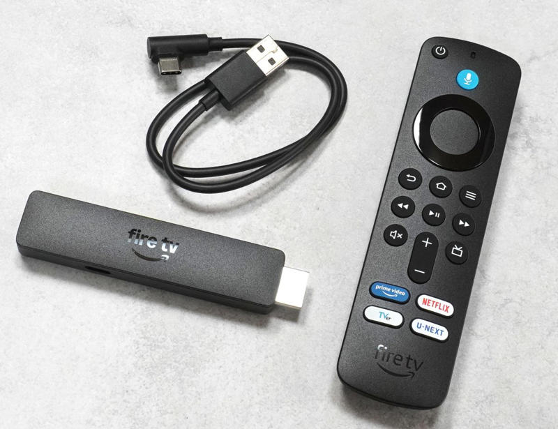 待望のUSB-C採用！速度が30％アップした新型「Fire TV Stick HD」, 【ポイント1】動作が高速化！HDMIポートに干渉しないスリムボディ, 【ポイント2】USB-C端子を搭載！テレビからの直接給電で配線スッキリ, ホーム画面がリニューアル！日本向けに「アニメ」タブも新設, スマートテレビより快適!? 旅行先のホテルに持ち込むユーザーも急増中, 【まとめ】ノンストレスで動画を楽しみたい人に最適なストリーミングデバイス