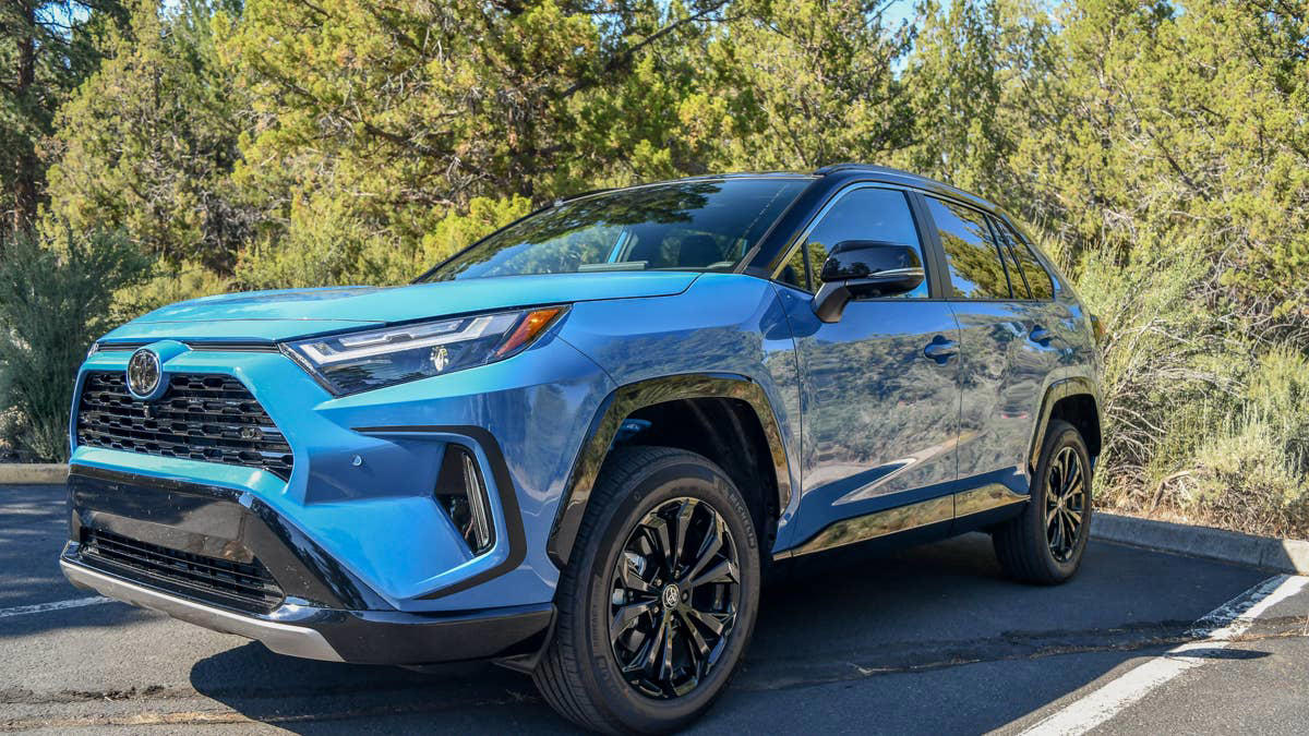 1. Toyota RAV4, 2. Mazda CX-5, 3. Subaru Forester, 4. Honda CR-V, 5. Toyota Corolla Cross