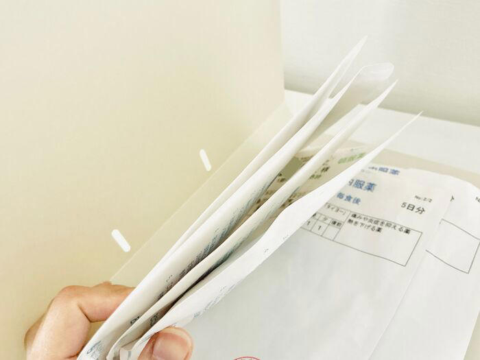 薬袋は100均のあのアイテムですっきり管理, リングファイルの出番です！, 収納方法はとっても簡単, 探しやすいだけでなく、取り出しやすい♪