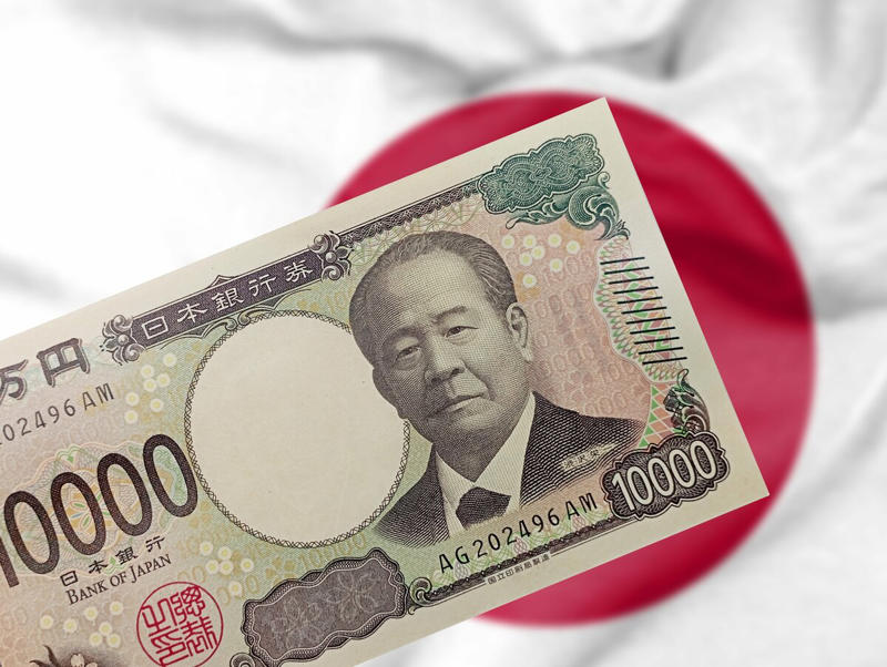2026年度の年金額改定で老齢基礎年金はどう変わる？満額は月7万円台で1300円増額, 老齢年金生活者支援給付金も改定。基準額は月5620円に, 2026年度の障害基礎年金の改定額。精神・内部障がいも対象, 障害年金生活者支援給付金の支給額について, 2026年度の遺族基礎年金の改定額。「妻と子2人」世帯の受給額を解説, 遺族年金生活者支援給付金の概要, 2026年度の改定額は6月支給分から。通知書で自身の金額を確認しよう