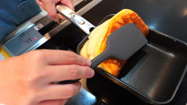 たまごと砂糖だけで作る！ふわふわスフレパンケーキ, 今日のレシピのポイント, 動画でご覧になりたい方はこちらから↓↓, YouTube「エプロン」簡単レシピを動画で紹介しています。, Instagram「エプロン」簡単レシピを写真で紹介しています。