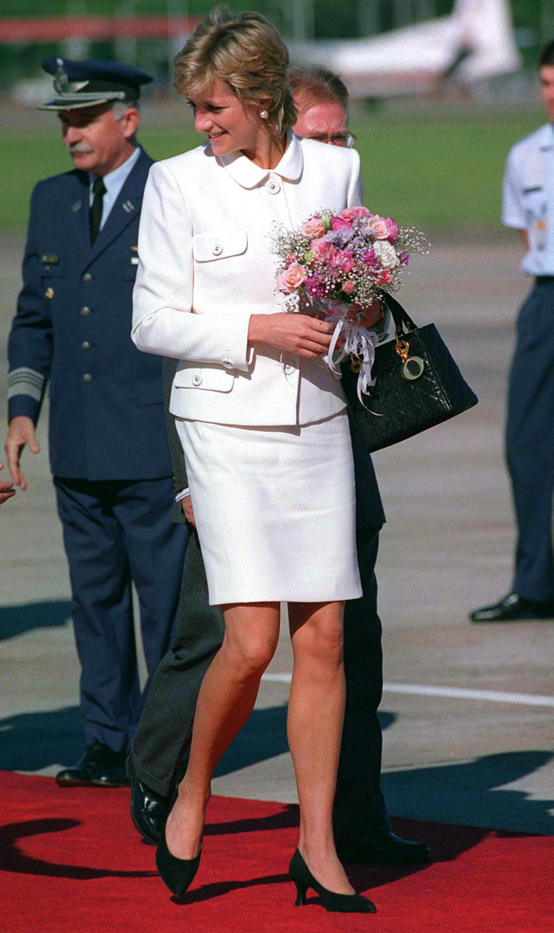 Princess Diana, 1995 Functional, luxurious, and designed to complement a low-key outfit., Princess Diana, 1992, Meghan Markle, 2018, Queen Elizabeth, 1956, Meghan Markle, 2020, Meghan Markle, 2019, Queen Camilla, 2024, Princess Diana, 1995, Grace Kelly, Princess of Monaco, 1965, Queen Letizia, 2025, Meghan Markle, 2024, Princess Beatrice, 2022, Princess Beatrice, 2019, Kate Middleton, 2023, Queen Letizia, 2023, Kate Middleton, 2022, Kate Middleton, 2015, Meghan Markle, 2023, Grace Kelly, Princess of Monaco, 1977, Queen Camilla, 2022, Princess Diana, 1988, Princess Diana, 1994