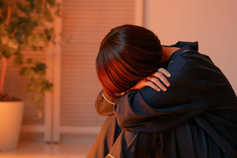 1. 何でも一人で抱え込んでしまう, 2. 休んでいても「何かしなきゃ」と焦ってしまう, 3. 自分にだけ厳しくしてしまう, 4. 頼まれると断れず引き受けてしまう, 5. できたことより「できなかったこと」に目を向ける