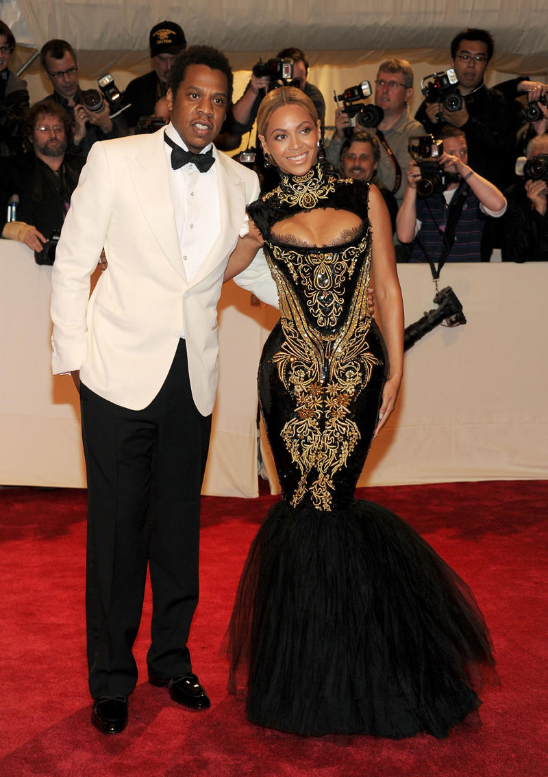 Beyoncé last appeared at Met Gala in 2016, Beyoncé andJay-Z arrive at Met Gala 2015, Beyoncé and Jay-Z attend Met Gala 2014, Beyoncé attends Met Gala 2013, Beyoncé arrives to Met Gala in 2012, Beyoncé attends Met Gala with Jay-Z in 2011, Beyoncé makes Met Gala debut in 2008
