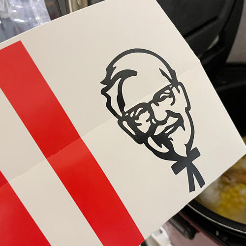 「ケンタッキーが1本しかない…」こんな時はどうする？, ケンタッキーを炊飯器に入れるだけ！簡単「オリジナルチキンのピラフ」の作り方, 1本でも大満足！旨みたっぷりアレンジの魅力, 余ったチキンも最後まで楽しむ！公式アレンジもチェック