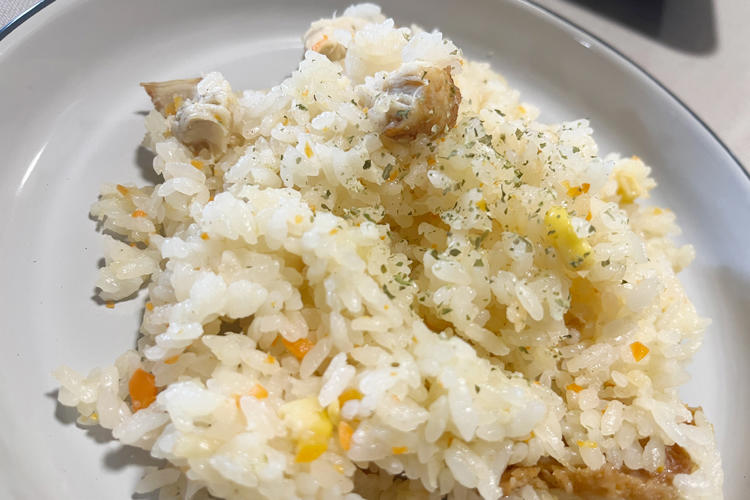 「ケンタッキーが1本しかない…」こんな時はどうする？, ケンタッキーを炊飯器に入れるだけ！簡単「オリジナルチキンのピラフ」の作り方, 1本でも大満足！旨みたっぷりアレンジの魅力, 余ったチキンも最後まで楽しむ！公式アレンジもチェック