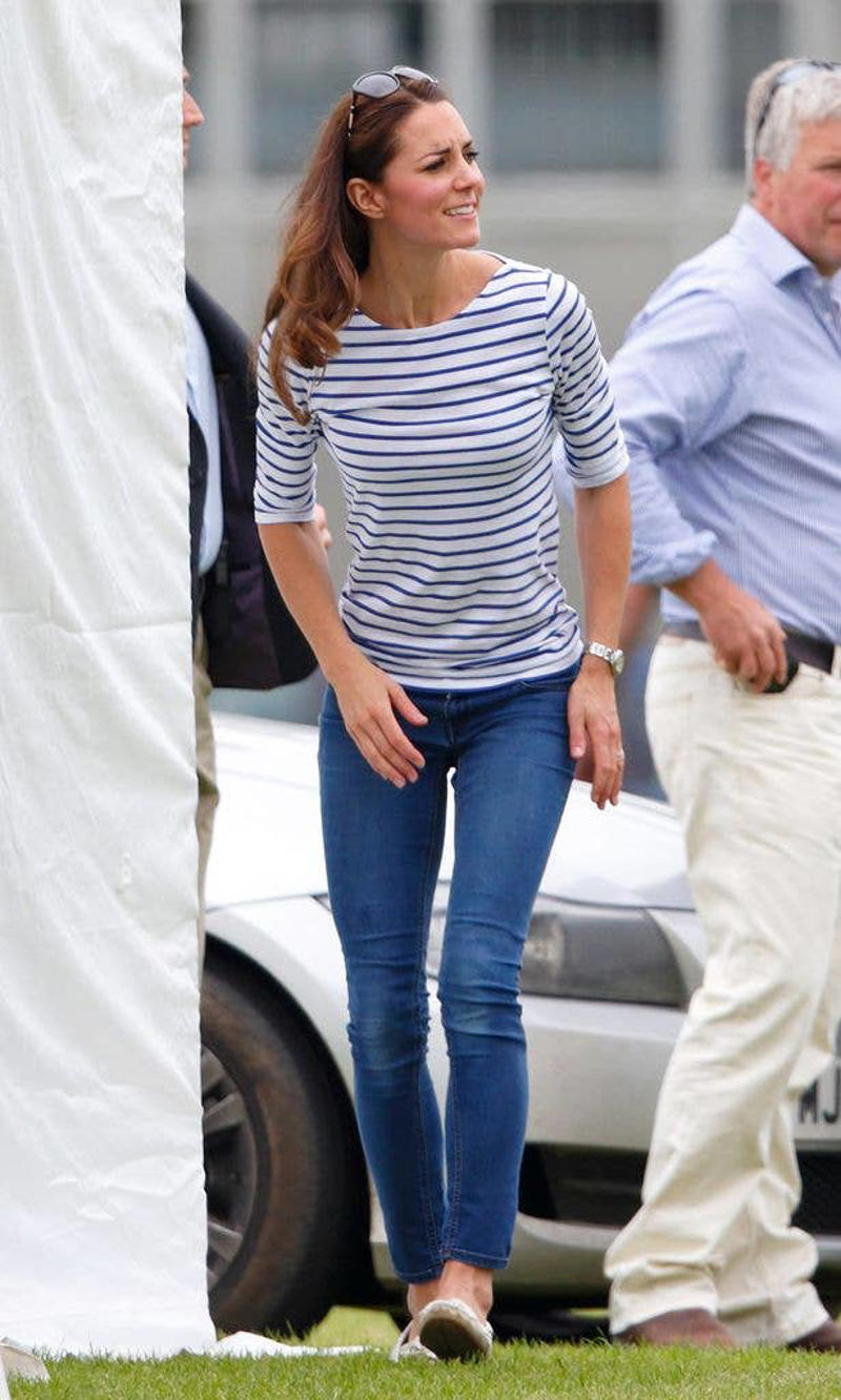 Slideline stripes Trainers and jeans, Slideline stripes, Incognito cap, Blue laces and a polo shirt, Uggs It-girl
