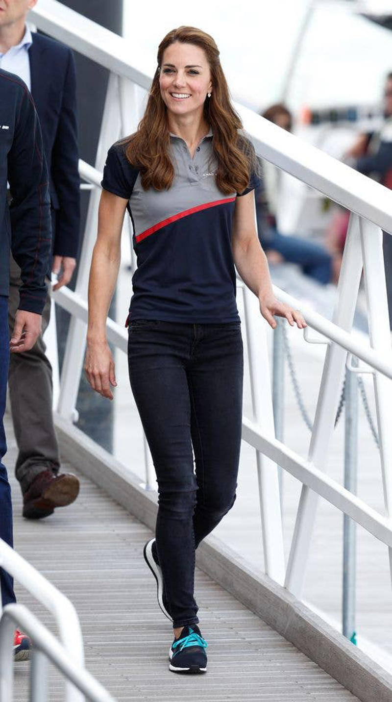 Blue laces and a polo shirt Trainers and jeans, Slideline stripes, Incognito cap, Blue laces and a polo shirt, Uggs It-girl