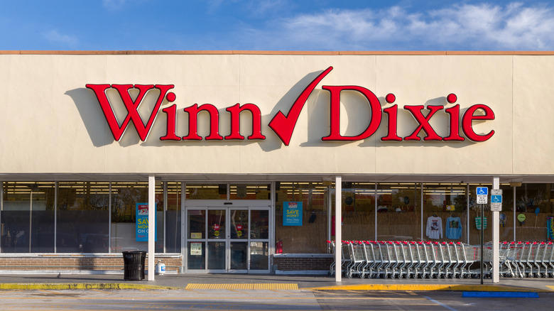 Methodology, Avoid: Fresh Market rotisserie chicken, Buy: Sprouts rotisserie chicken, Avoid: Whole Foods rotisserie chicken, Buy: Smart and Final rotisserie chicken, Avoid: Winn-Dixie rotisserie chicken, Buy: Sam's Club rotisserie chicken, Avoid: Walmart rotisserie chicken, Buy: Publix Rotisserie Chicken