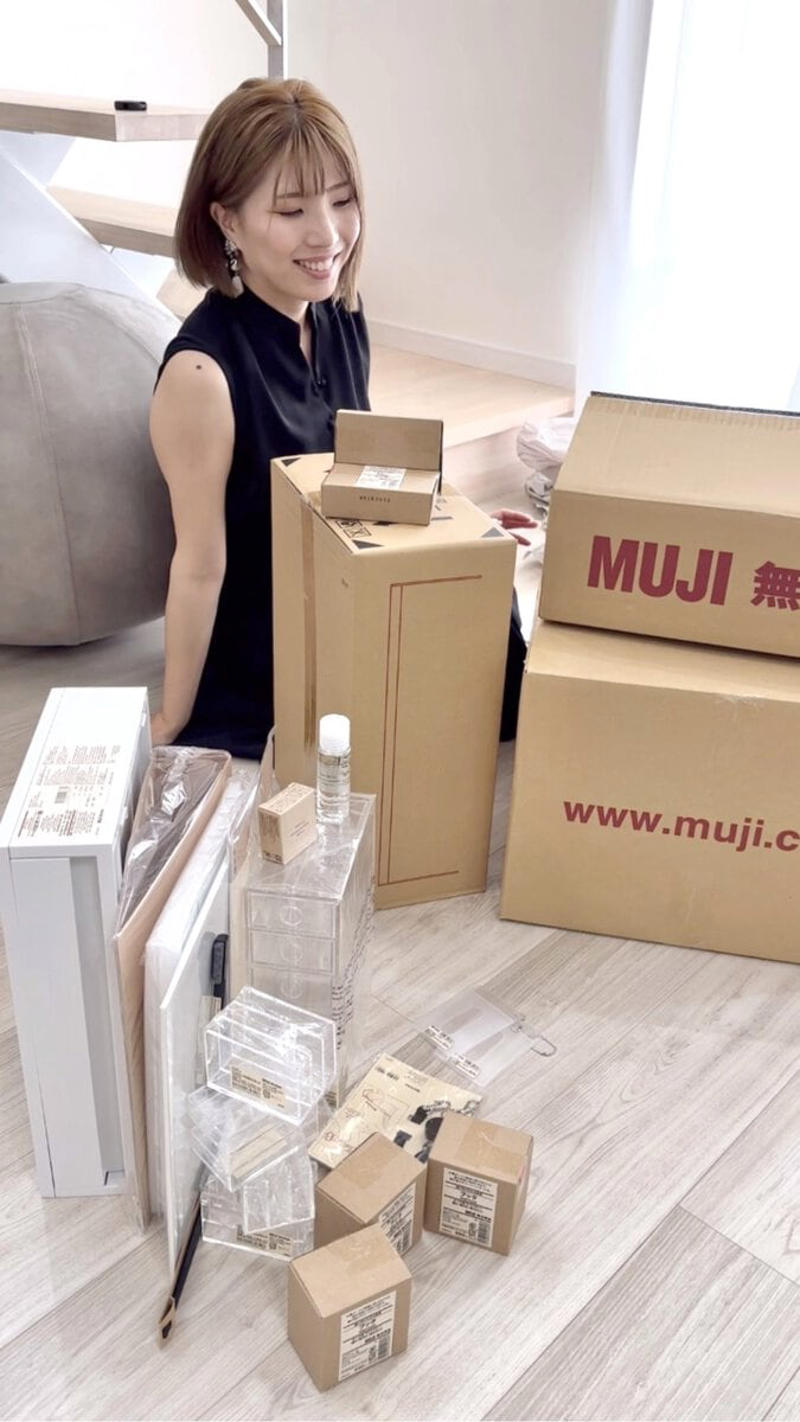 忙しい日はひと手間加えておいしくアレンジできる無印良品のレトルトが最強！, 豆板醤のピリ辛がうまい！「ごはんにかける 胡麻味噌担々スープ」, 【アレンジ】うどんにかけて担々麺風！, うずらの卵が2個入った野菜たっぷり中華丼「ごはんにかける 八宝菜」, 【アレンジ】ミニラーメンにかけてかた焼きそば風, 大人のための奥深い味わい！「焙煎スパイスのごろり牛肉カレー」, 【アレンジ】チーズと温玉でアレンジスパイシーでお肉もしっかり！, 子どもも喜ぶハワイの味！「素材を生かしたロコモコ」, 【アレンジ】目玉焼きと野菜でアレンジしてみんな大好きロコモコに！, 教えてくれたのはこの人たち！