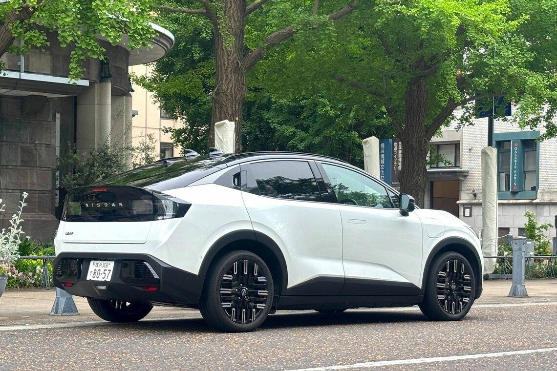 大きく見えて120mmも短くなっている, 日本刀にインスピレーションを得たディテールも, シンプル・モダンなインテリア, 補助金考慮で実質250万円～