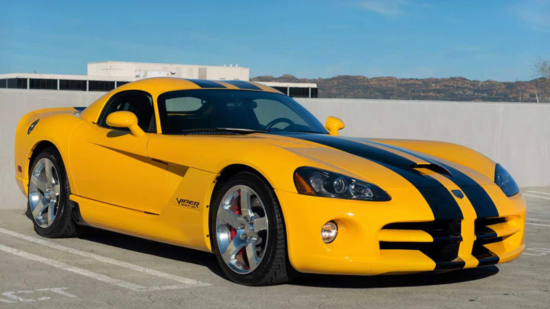             Lexus LFA        ,             Porsche Carrera GT        ,             Dodge Viper        ,             BMW M5 E60        ,             Lamborghini Gallardo        ,             Audi R8 5.2        