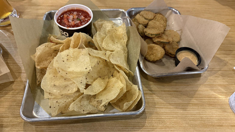 Methodology, Round 1: A crunchy and promising first impression, Round 2: Overloaded with cheese and chips — what could go wrong?, Round 3: Hitting a greasy wall, Final thoughts