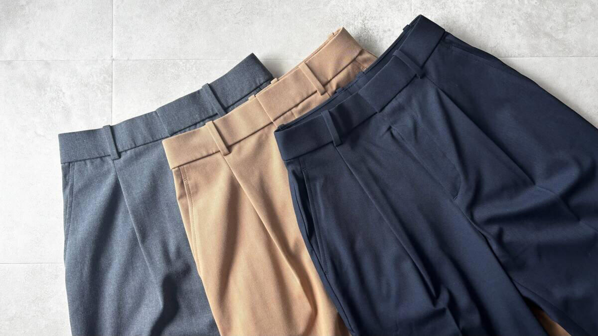 【ユニクロ】タックワイドパンツ, 着回し①：コンパクトT合わせですっきりコーデ, 着回し②：カーディガン合わせで大人カジュアルコーデ, 着回し③：シャツ合わせできれいめコーデ