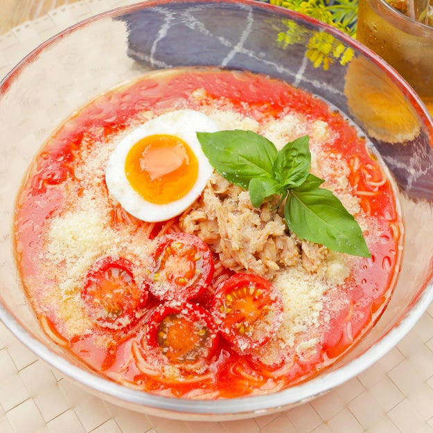 オクラとかつお節のさっぱりそうめん, 【まだまだそうめん】「さっぱり感がクセになる」オクラとかつお節の簡単レシピ♪, トマトジュースでイタリアンそうめん, 【そうめんが飲める勢いで消えていく】ぶっかけるだけで簡単！絶品そうめんアレンジレシピ, 梅もずくそうめん, 一度食べたら戻れなくなる「そうめん」のウマい食べ方！「ぶっちぎりで優勝じゃん」そうめんの簡単アレンジレシピ