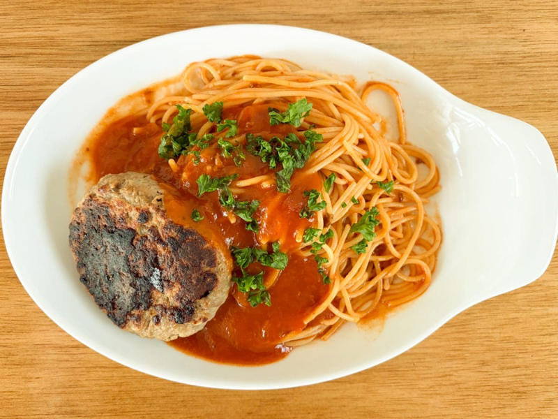 ①「オリジナル」｜1枚57円の衝撃！肉肉しさを活かしたロコモコ丼が最高, ②「チーズイン」｜贅沢度No.1！とろける濃厚チーズはトマトソースと相性抜群, ③「ポテトイン」｜意外なローカロリー！軽やかさを活かしたハンバーグサンド, まとめ｜毎日でも飽きないコスパの神。大容量ゆえの注意点は？
